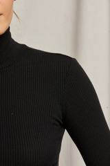 Noelle Turtleneck Long Sleeve