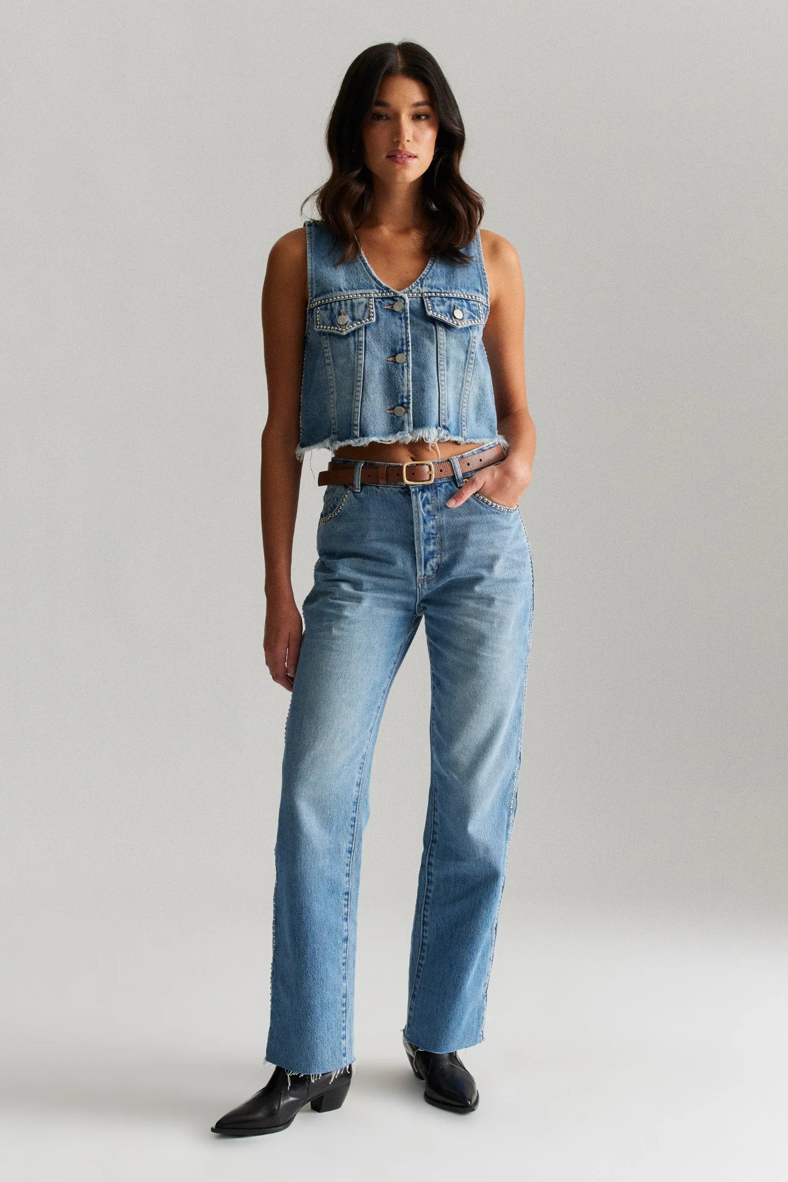 Morgan Vest Stud