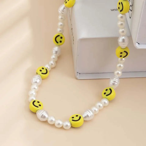 Happy Pearl Choker