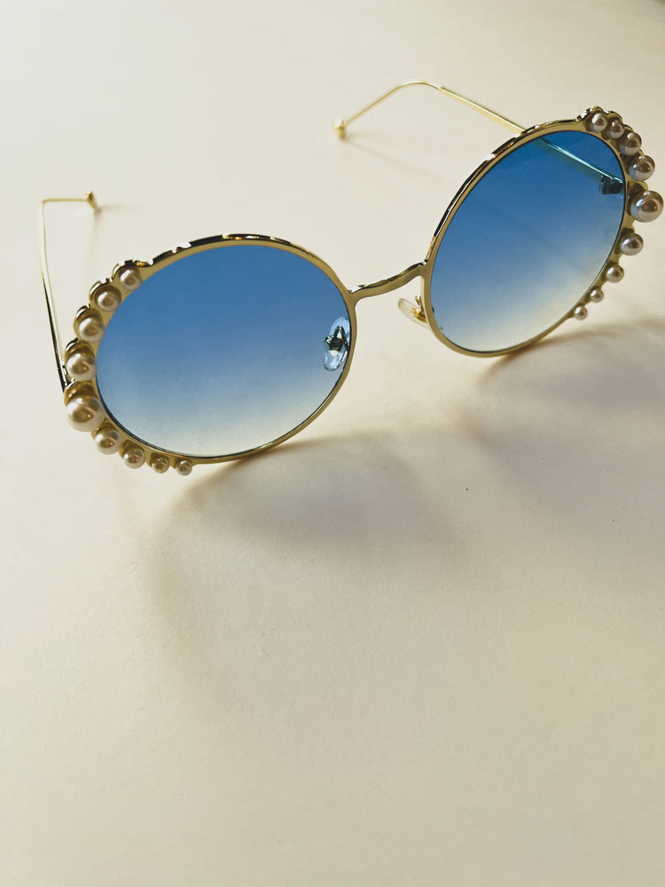 Kira Pearl Sunglasses Blue Lenses